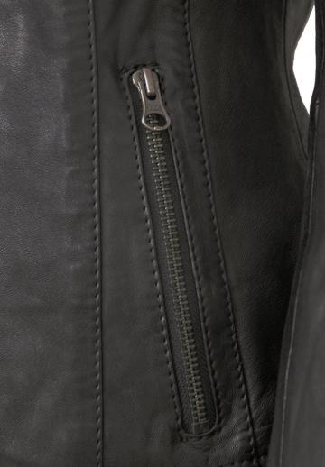 Байкерская куртка