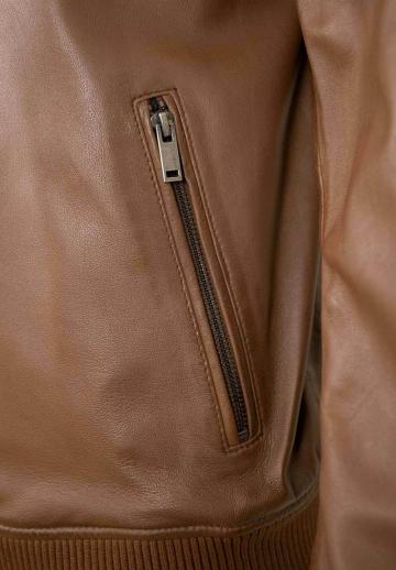 Куртка бомбер