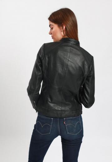 Кожаная куртка