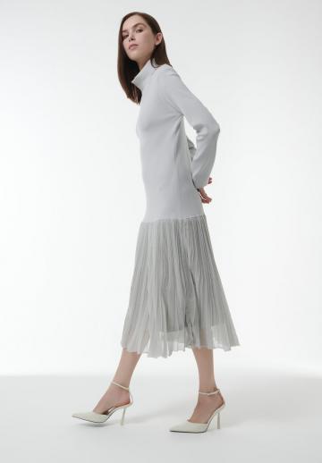 Вязаное платье