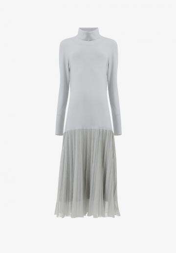 Вязаное платье