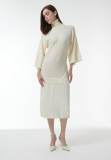 Вязаное платье