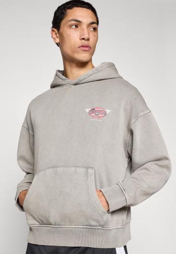 Спортивная кофта