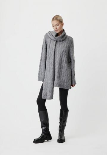 Длинный пуловер