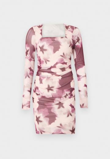 Коктейльное платье