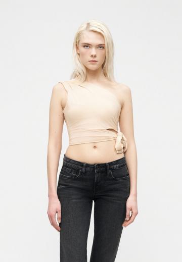 Блузка без рукавов