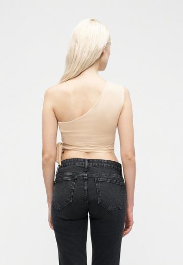 Блузка без рукавов