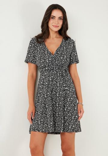 Короткое платье