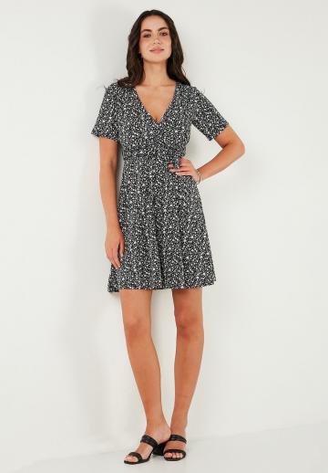 Короткое платье