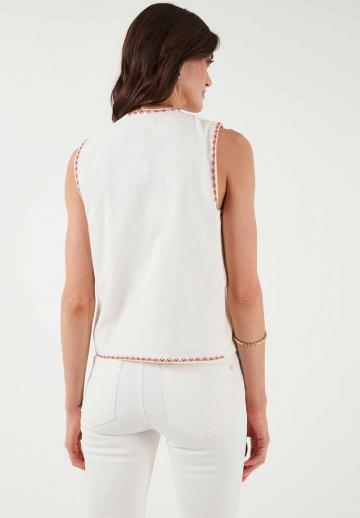 Джинсовая жилетка