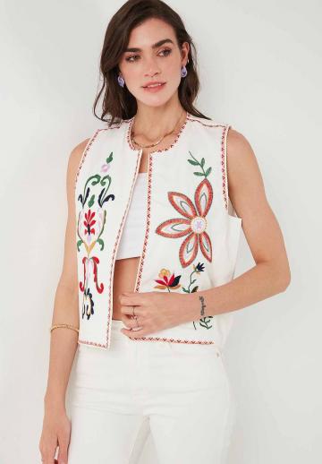 Джинсовая жилетка