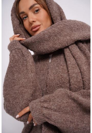 Длинный жилет