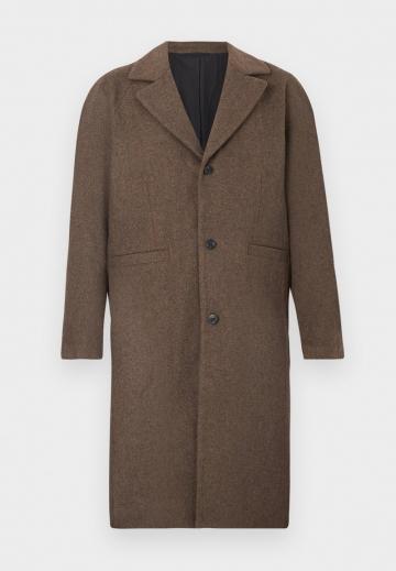 Шерстяное пальто