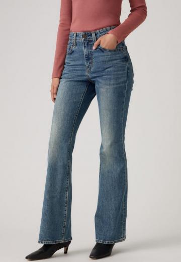 Клешеные джинсы