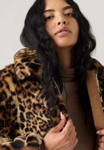 Зимняя куртка