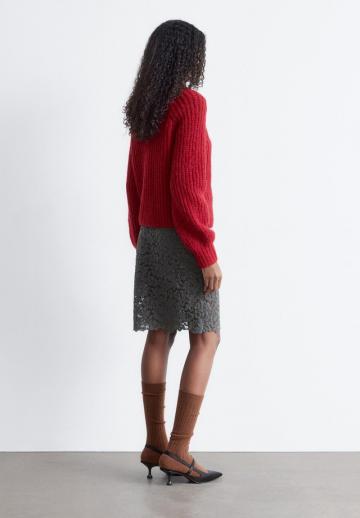 Вязаная кофта