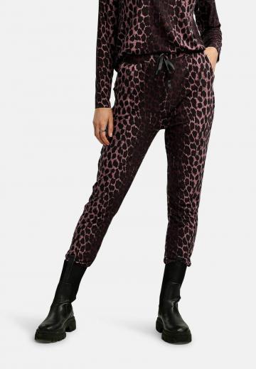 Спортивные штаны