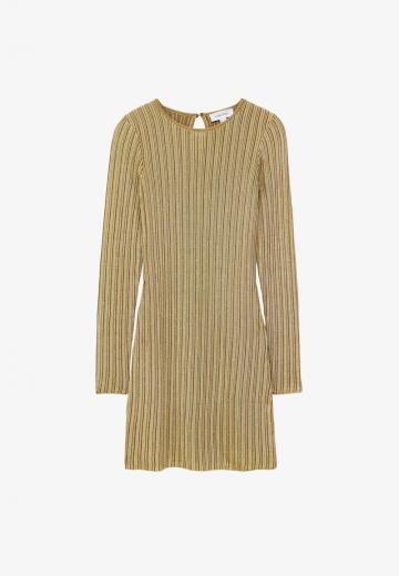 Вязаное платье