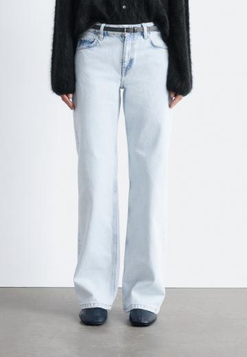 Свободные джинсы