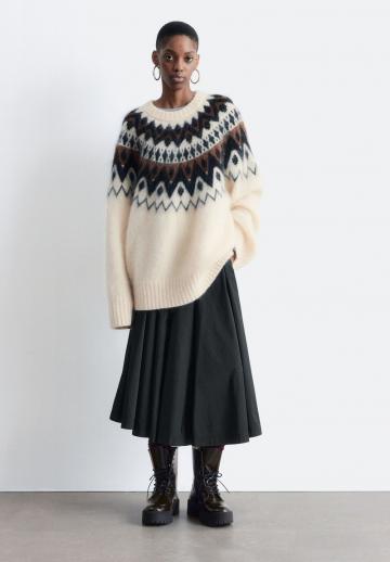 Длинный пуловер