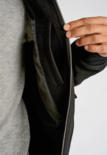 Куртка бомбер