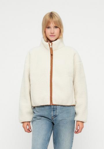 Флисовая куртка