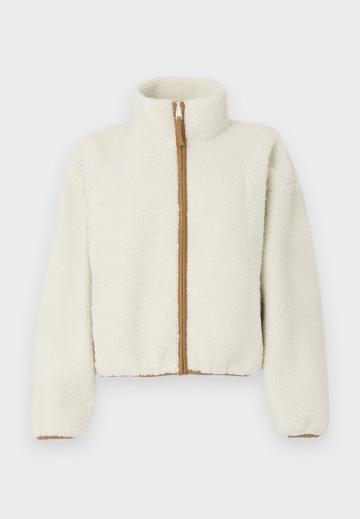 Флисовая куртка