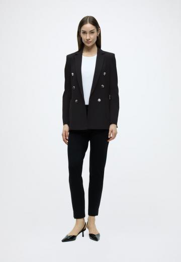 Блейзер с накладными карманами