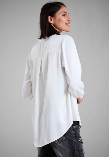 Атласная блузка