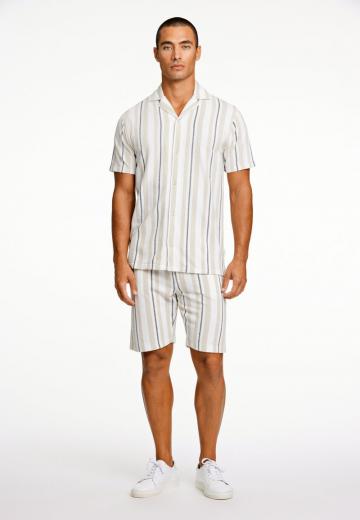 Рубашка с коротким рукавом