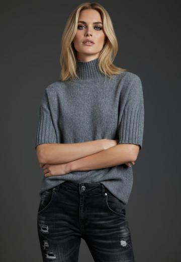 Пуловер с коротким рукавом