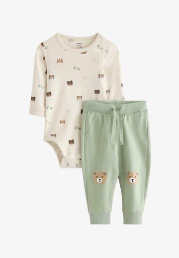 Спортивные штаны