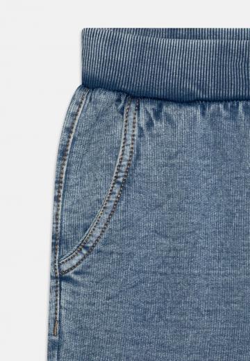 Спортивные штаны