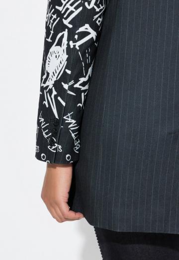 Короткое пальто