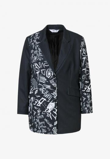 Короткое пальто