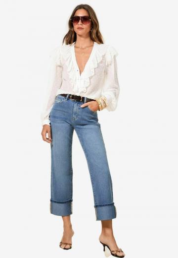 Короткие джинсы