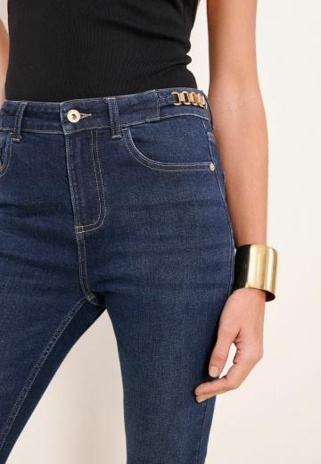 Клешеные брюки