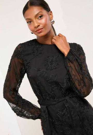 Короткое платье