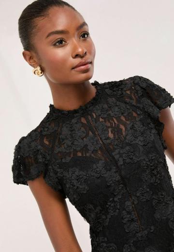 Короткое платье