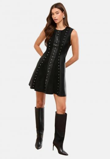 Короткое платье