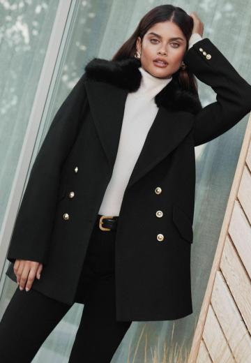 Короткое пальто