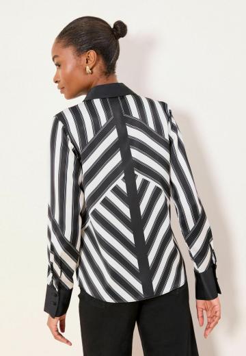 Атласная блузка