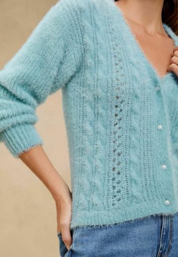 Вязаная кофта