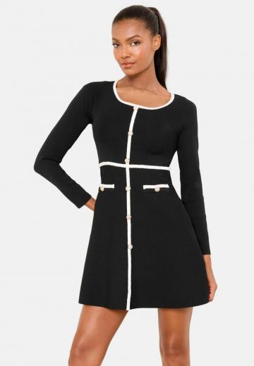 Вязаное платье