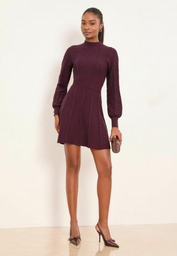 Вязаное платье