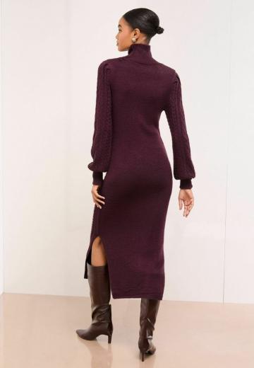 Вязаное платье