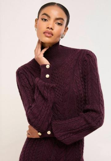 Вязаное платье