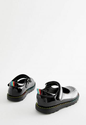 Детская обувь