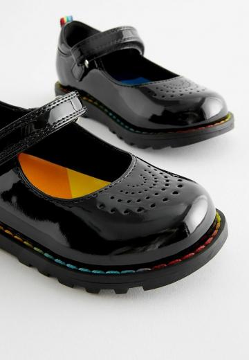 Детская обувь