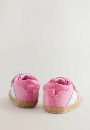 Детская обувь